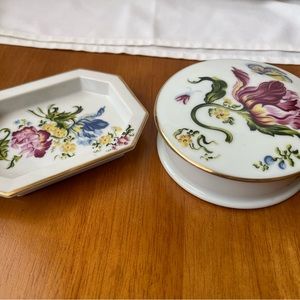 Chelsea Gardens by Elizabeth Arden 5.75” soap and 5” trinket dish Vintage Japan.